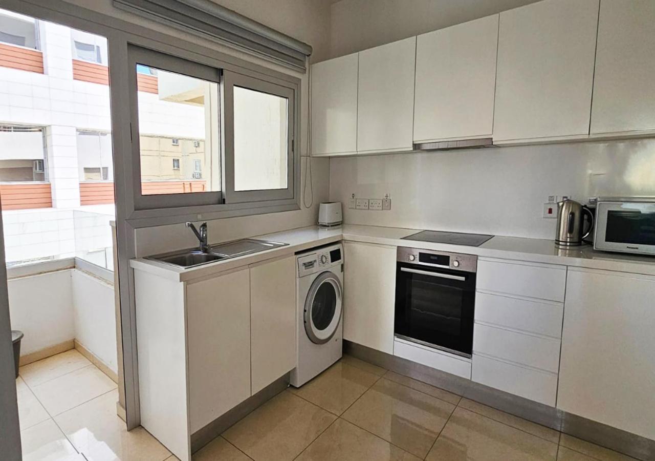 Phaedrus Living: City Centre Luxury Flat Esperidon 201 Нікосія Екстер'єр фото